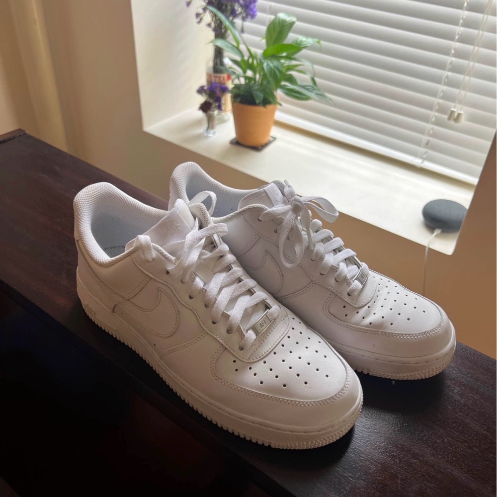 Nike Men’s Air Force 1 Sneakers